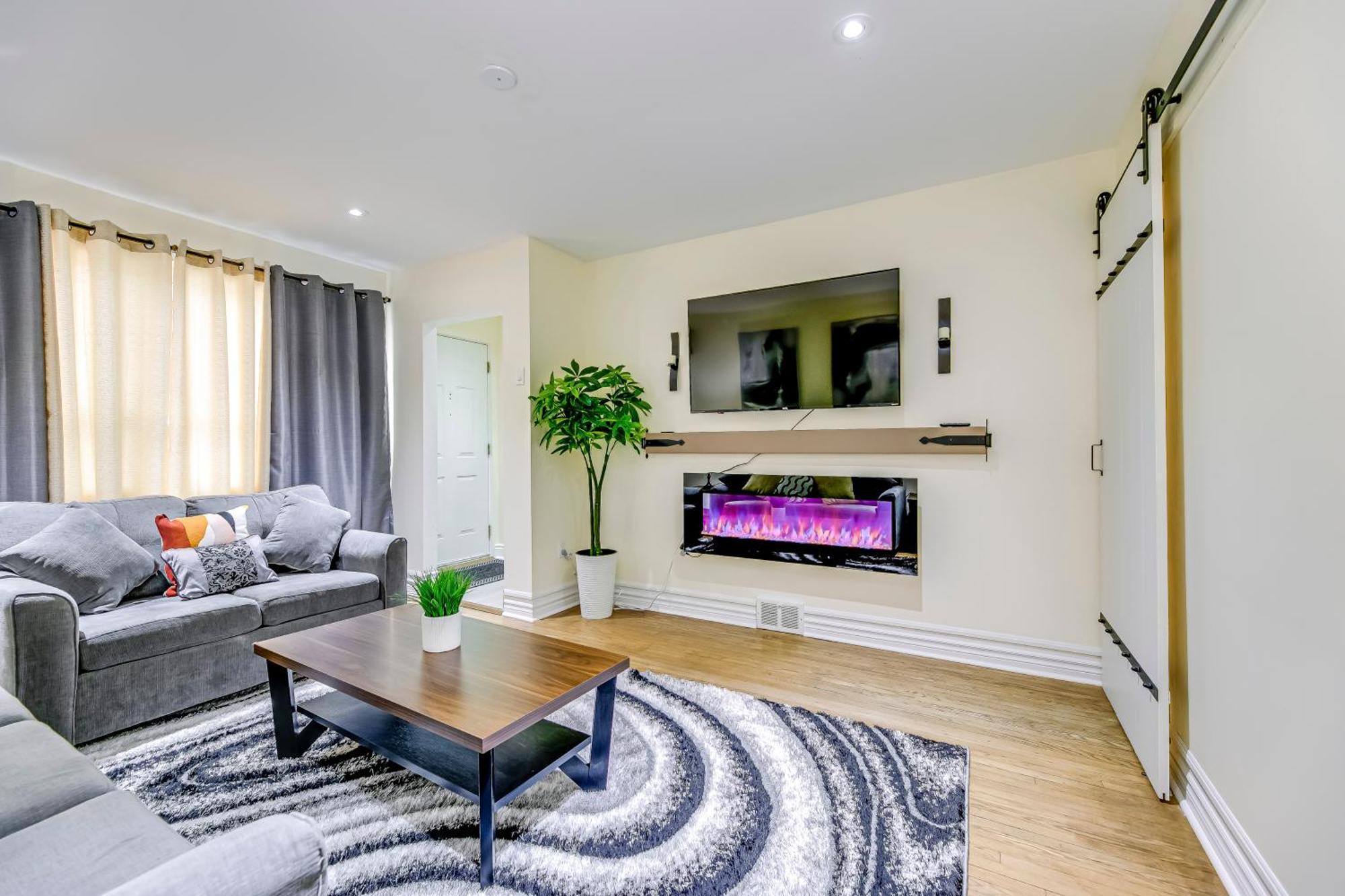 Tranquil Oasis In Lakeview Mississauga Bagian luar foto