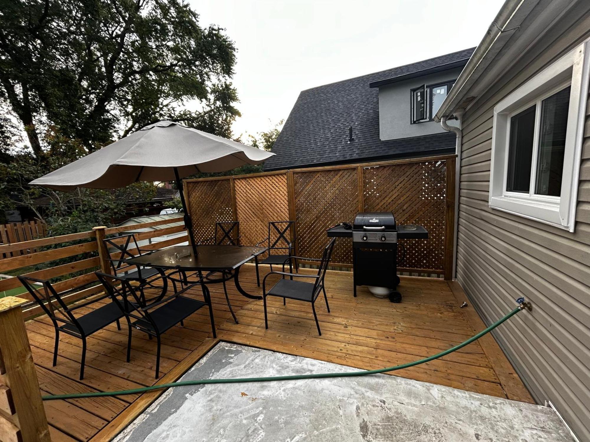 Tranquil Oasis In Lakeview Mississauga Bagian luar foto